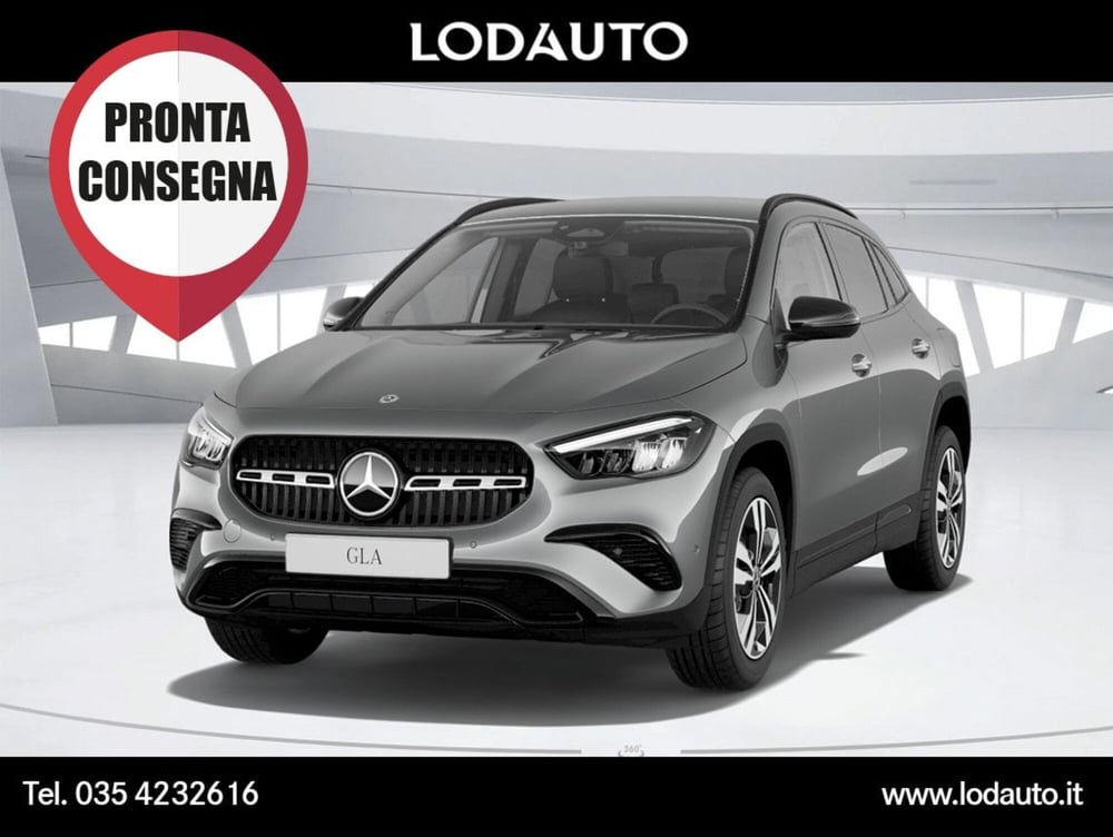 Mercedes-Benz GLA SUV nuova a Bergamo (2)