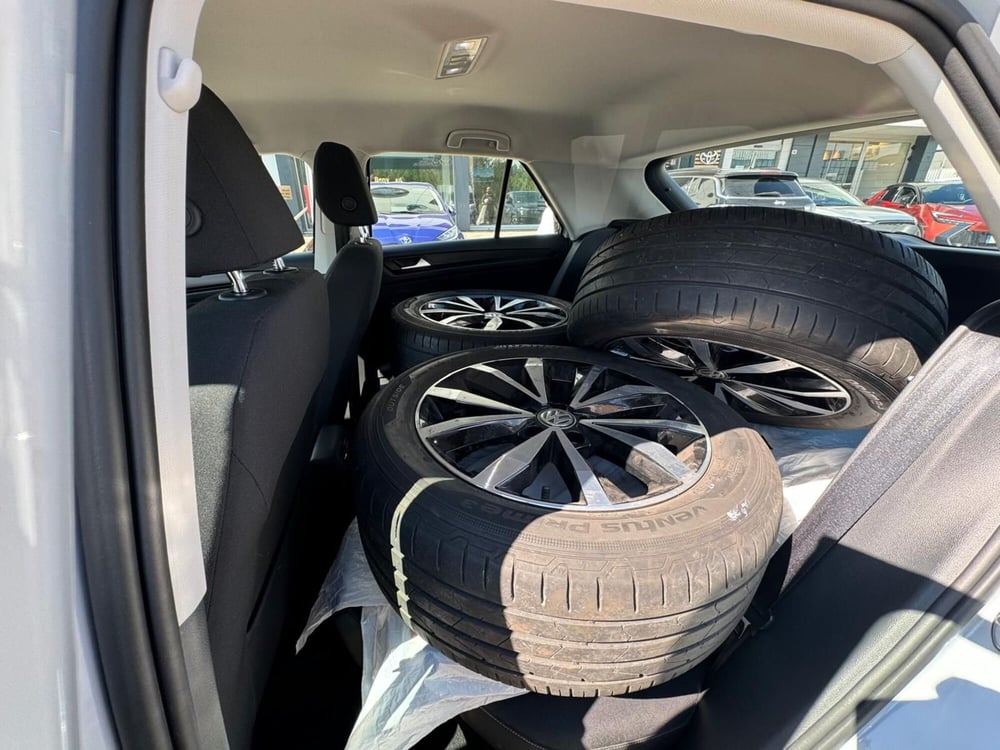 Volkswagen T-Roc usata a Modena (12)