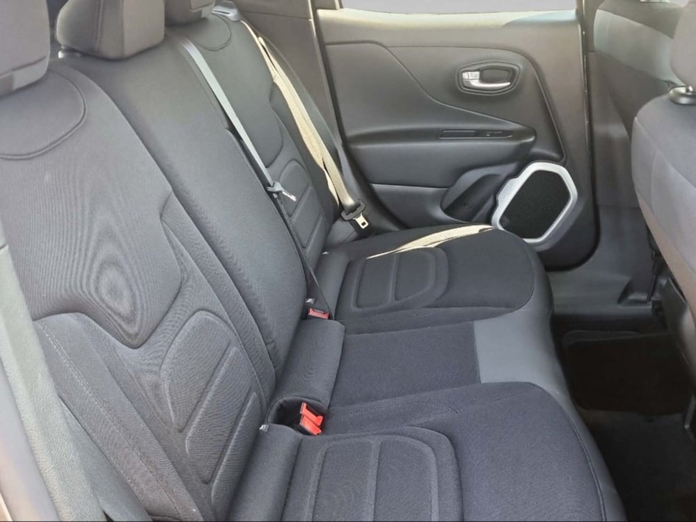 Jeep Renegade usata a Livorno (11)