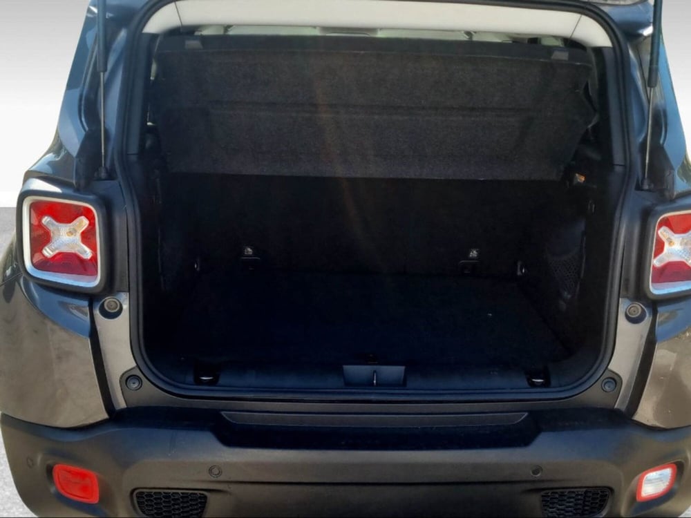 Jeep Renegade usata a Livorno (6)
