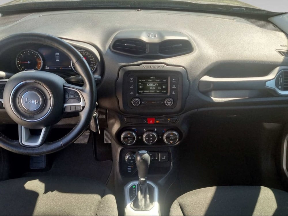 Jeep Renegade usata a Livorno (9)