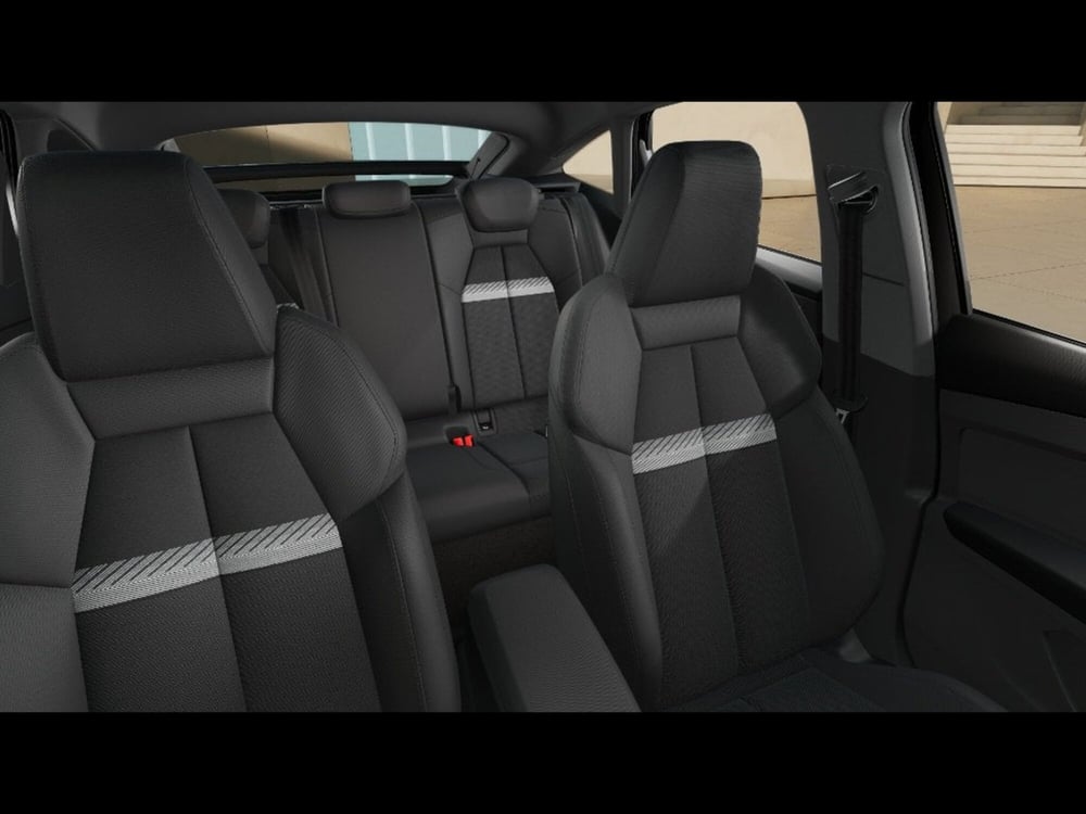 Audi Q4 Sportback nuova a Grosseto (11)