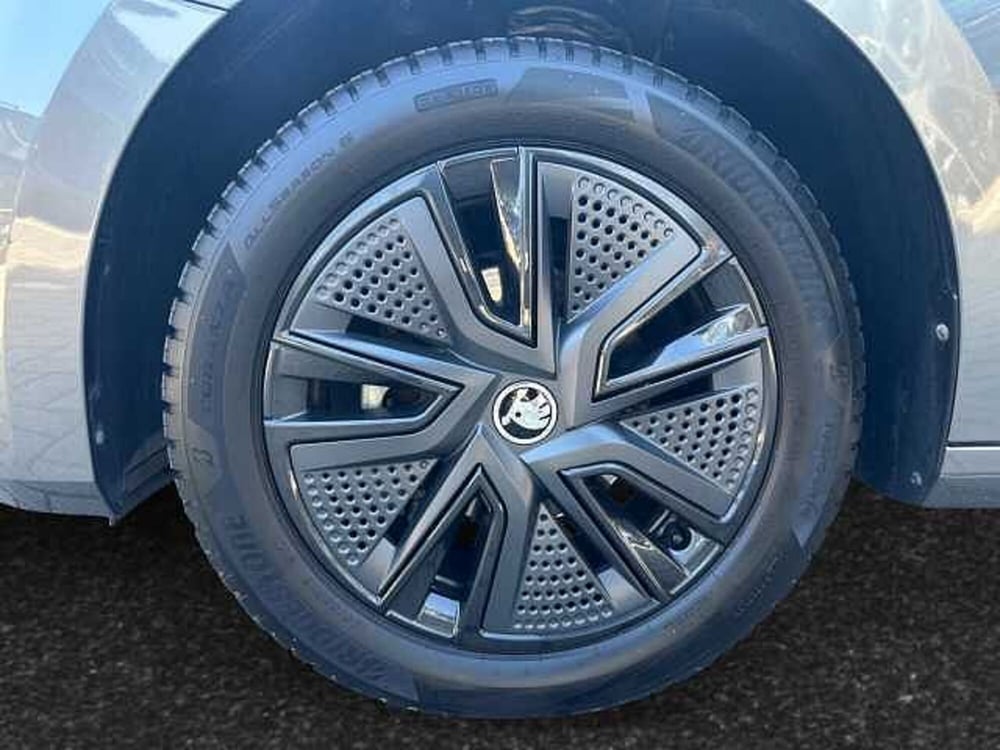 Skoda Fabia usata a Verona (11)