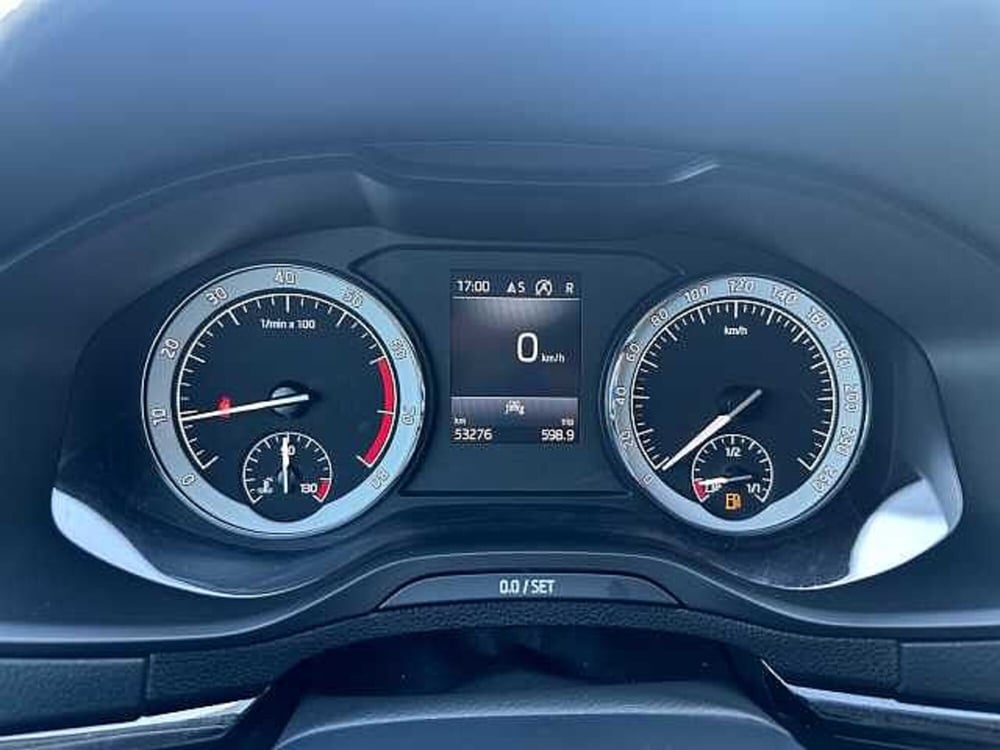 Skoda Karoq usata a Verona (14)