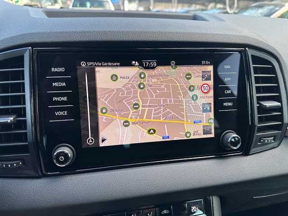 Skoda Karoq nuova a Verona (12)