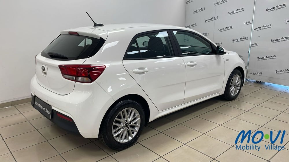 Kia Rio usata a Torino (7)