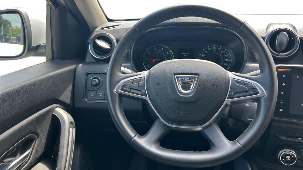 Dacia Duster usata a Parma (8)