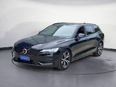 Volvo V60 B4 Geartronic R-design del 2021 usata a Como