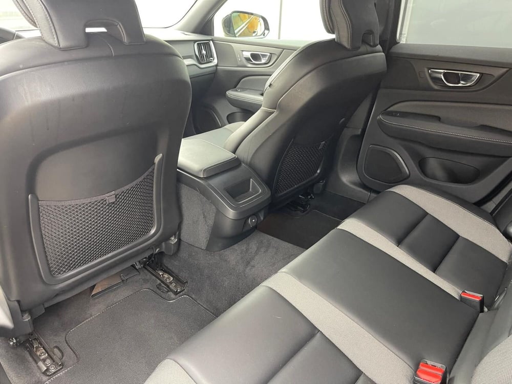 Volvo V60 usata a Como (9)