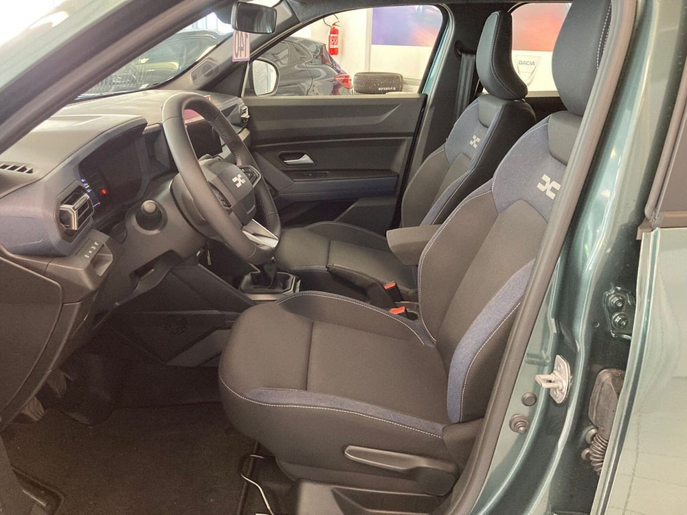 Dacia Duster nuova a Brescia (12)