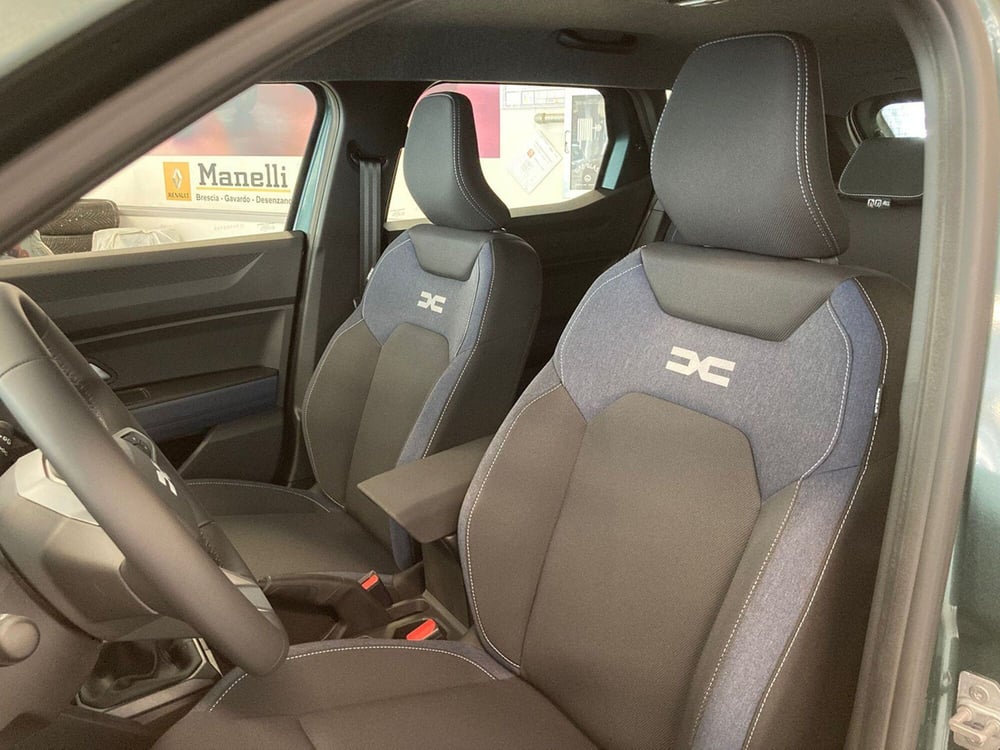 Dacia Duster nuova a Brescia (13)
