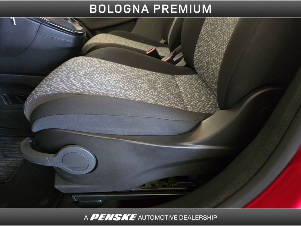 Lancia Ypsilon usata a Bologna (14)