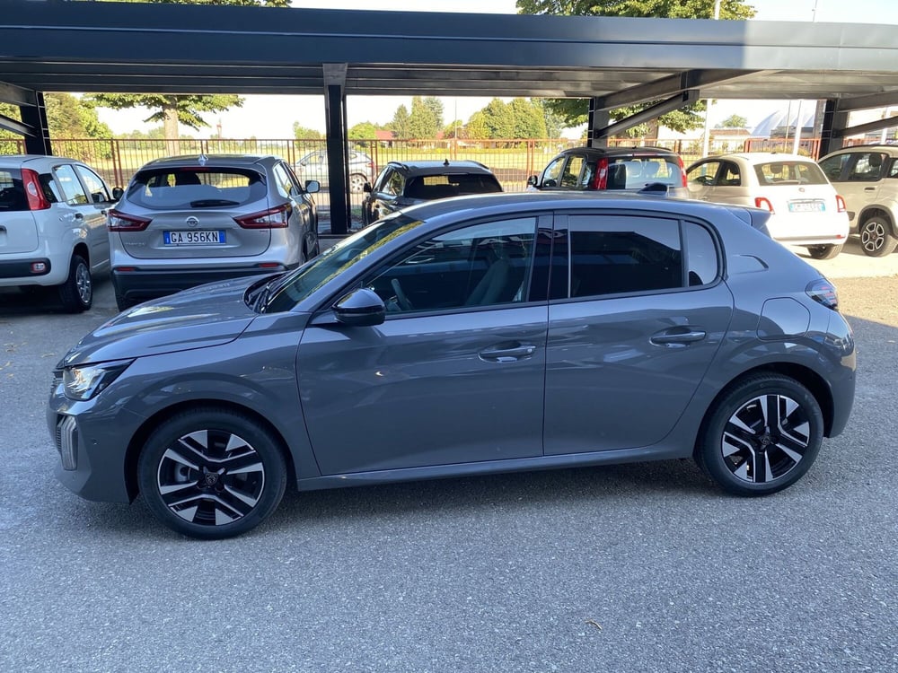Peugeot 208 nuova a Modena (16)