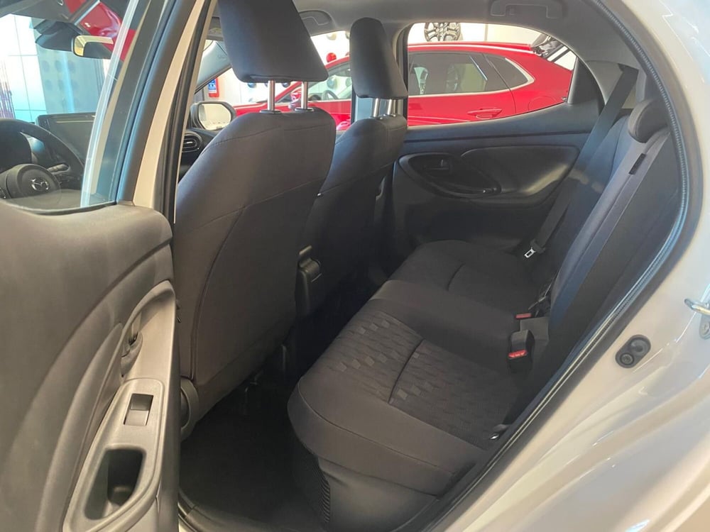 Mazda Mazda2 Hybrid nuova a Prato (15)