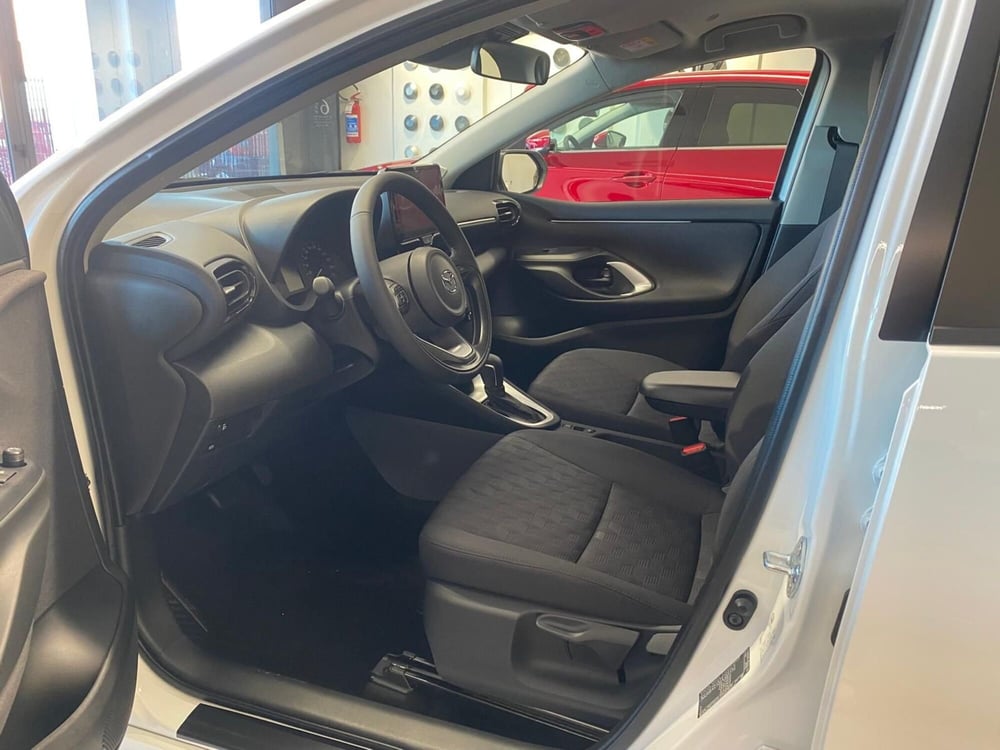 Mazda Mazda2 Hybrid nuova a Prato (5)