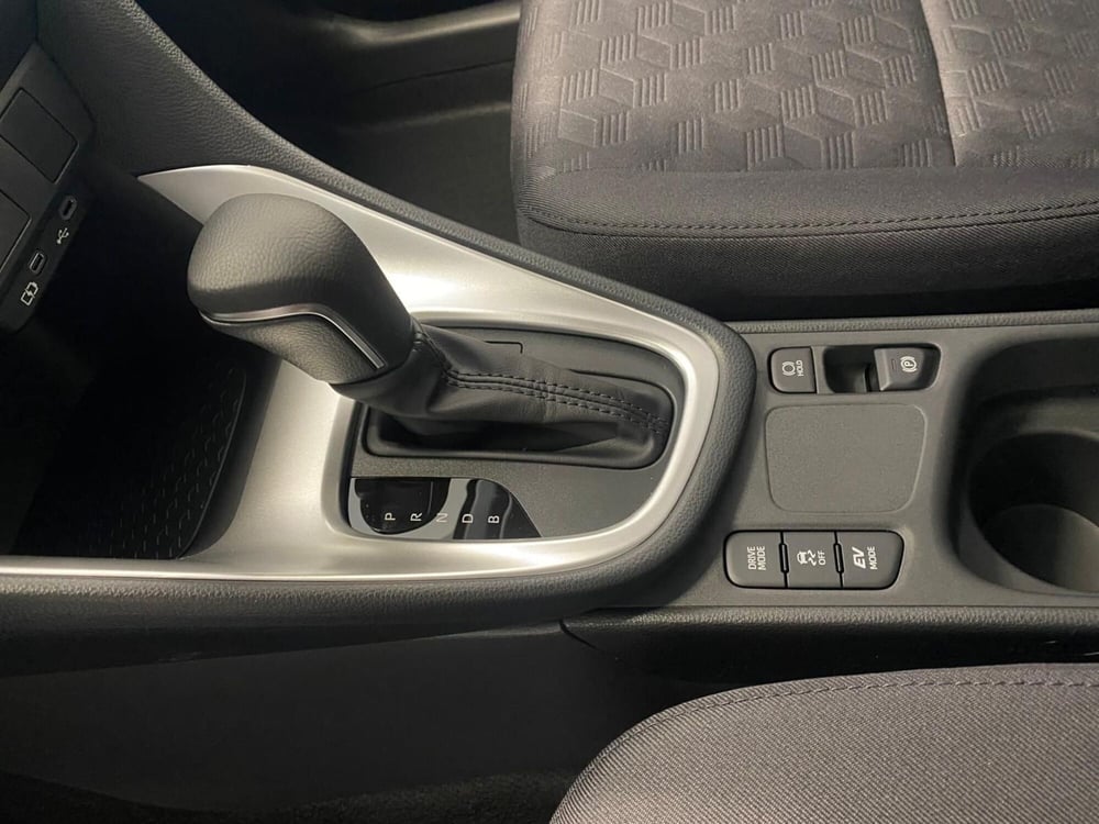 Mazda Mazda2 Hybrid nuova a Prato (9)