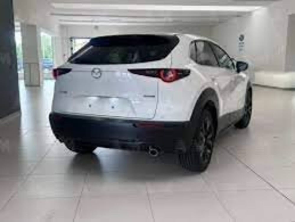 Mazda CX-30 nuova a Prato (4)