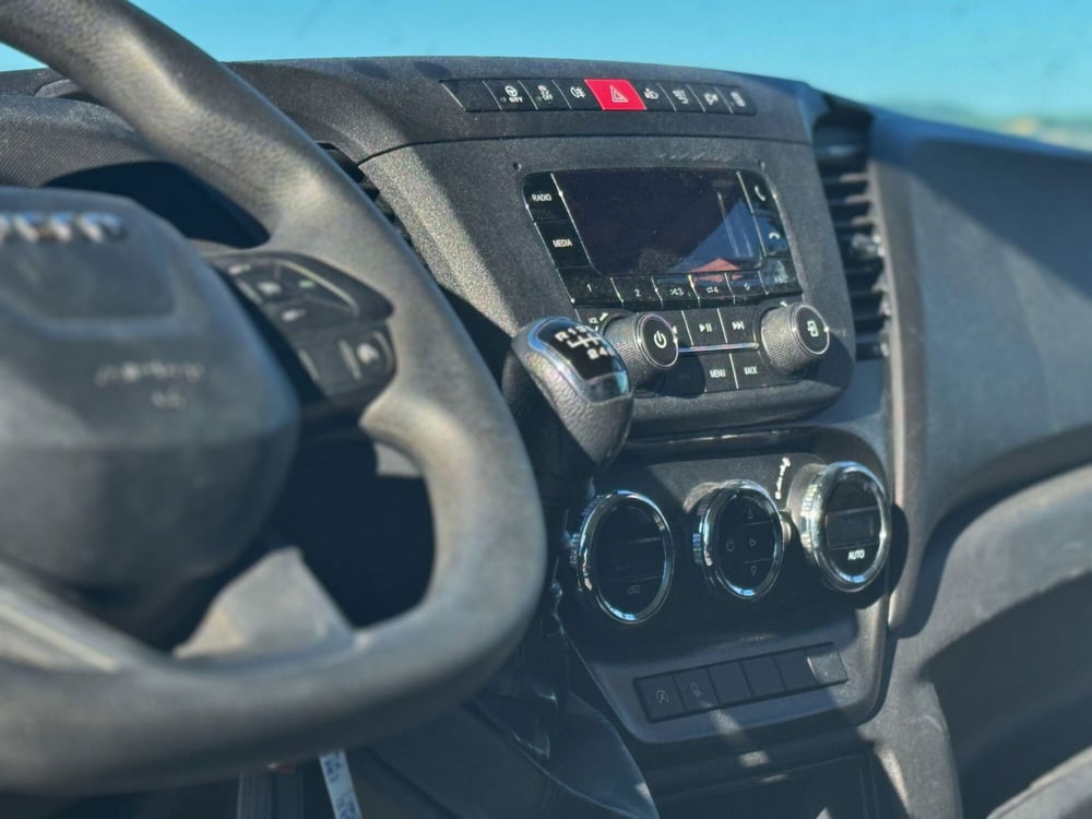 Iveco Daily Furgone usata a Perugia (15)