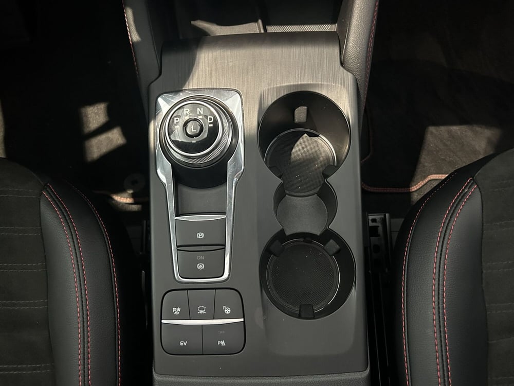 Ford Kuga usata a Vercelli (6)