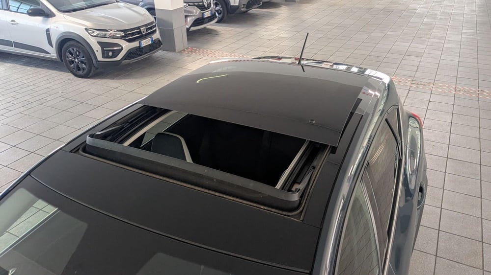 Renault Captur usata a Milano (13)