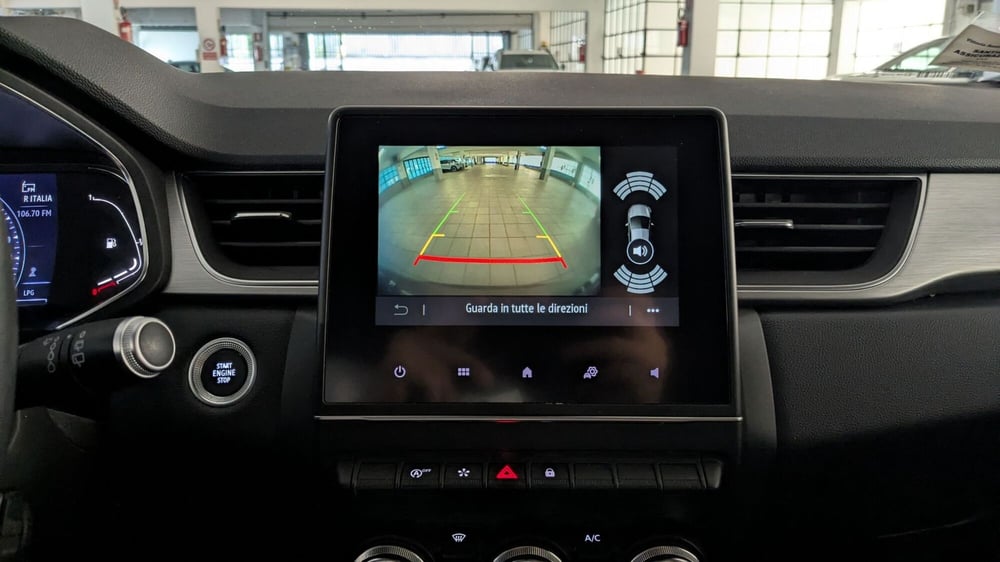 Renault Captur usata a Milano (9)