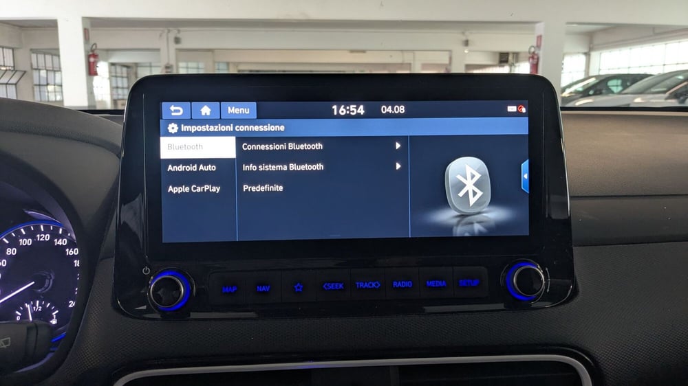 Hyundai Kona usata a Milano (10)