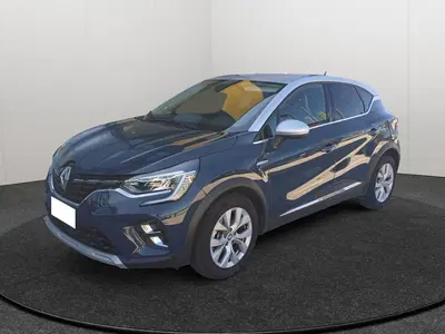 Renault Captur Plug-in Hybrid E-Tech 160 CV Intens del 2022 usata a Ceccano