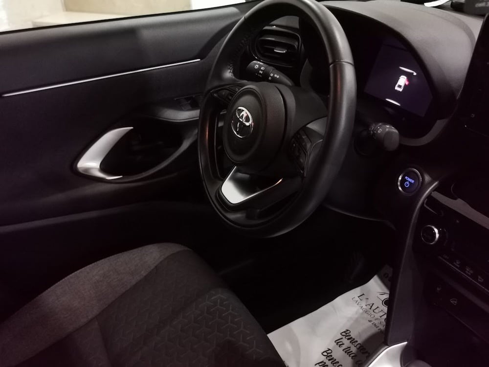 Toyota Yaris Cross usata a Salerno (16)