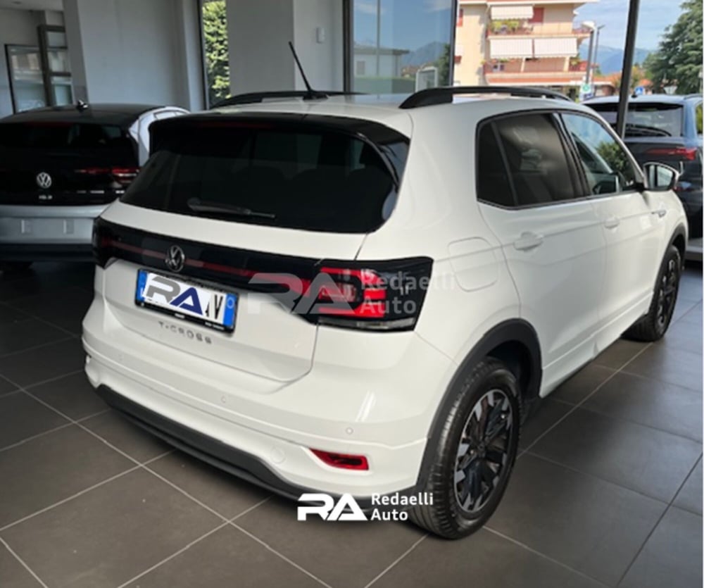 Volkswagen T-Cross usata a Lecco (4)