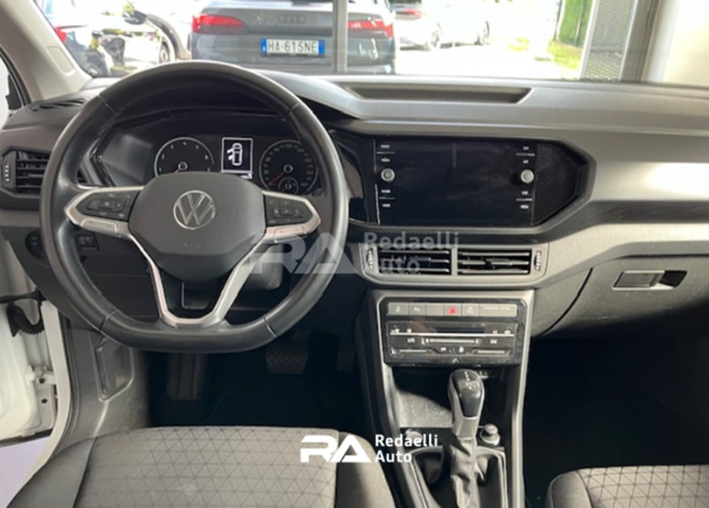 Volkswagen T-Cross usata a Lecco (7)