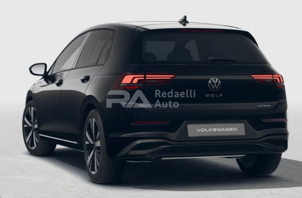 Volkswagen Golf nuova a Lecco (3)