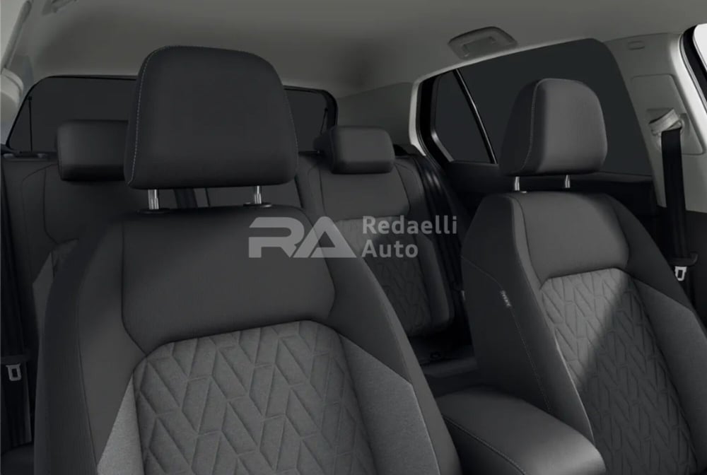Volkswagen Golf nuova a Lecco (7)