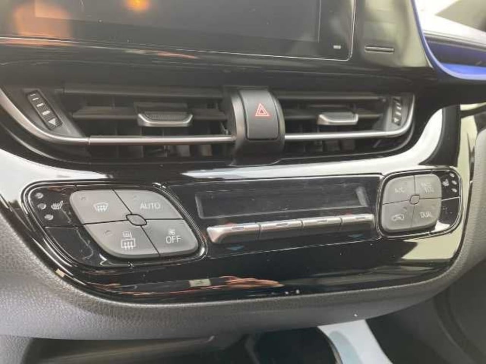 Toyota Toyota C-HR usata a Pistoia (15)