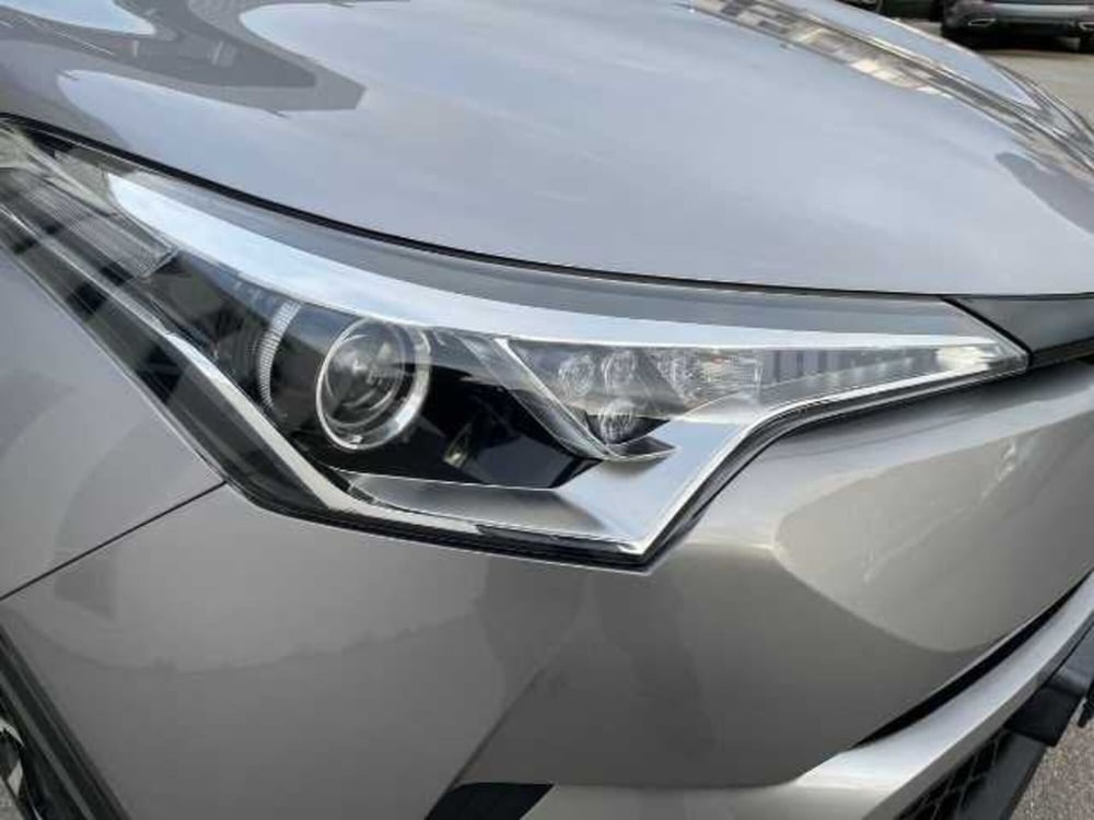 Toyota Toyota C-HR usata a Pistoia (7)