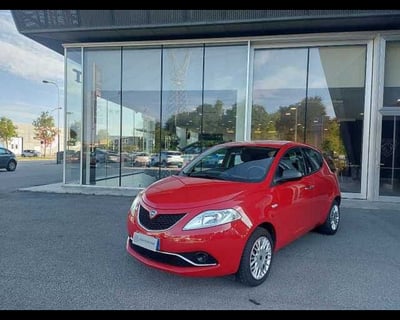 Lancia Ypsilon 1.2 69 CV 5 porte Silver del 2018 usata a Portogruaro