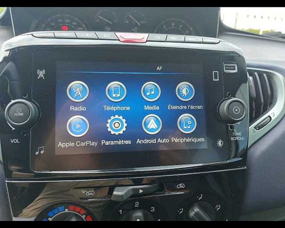 Lancia Ypsilon usata a Venezia (11)