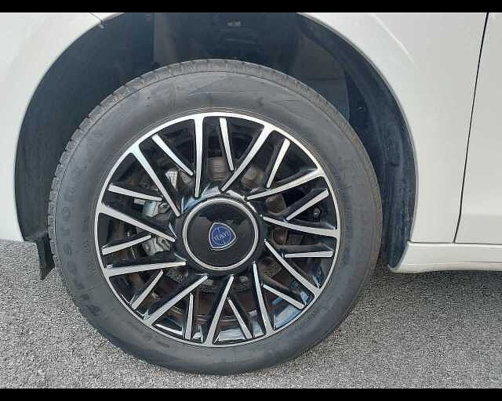 Lancia Ypsilon usata a Venezia (13)