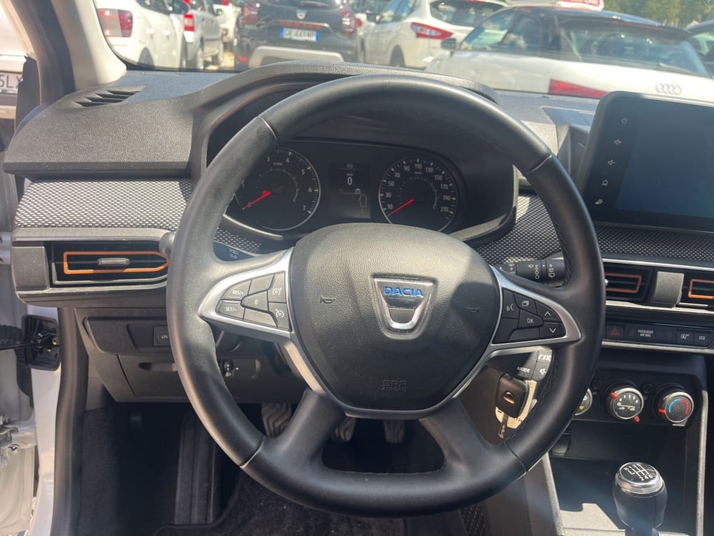 Dacia Sandero usata a L'Aquila (8)