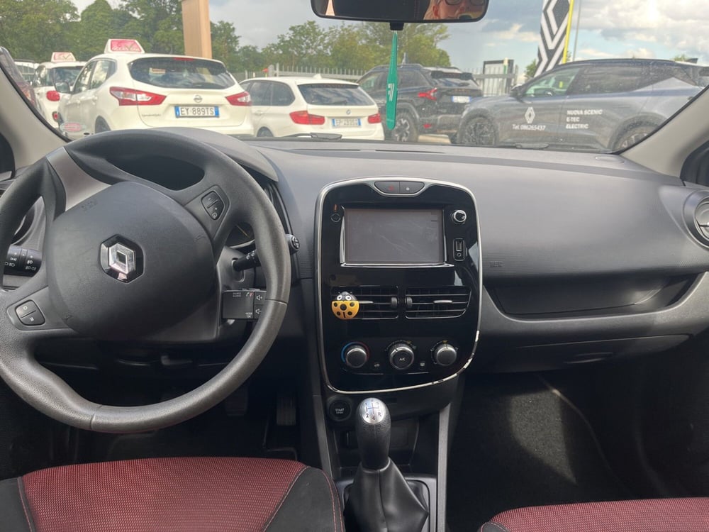 Renault Clio usata a L'Aquila (13)