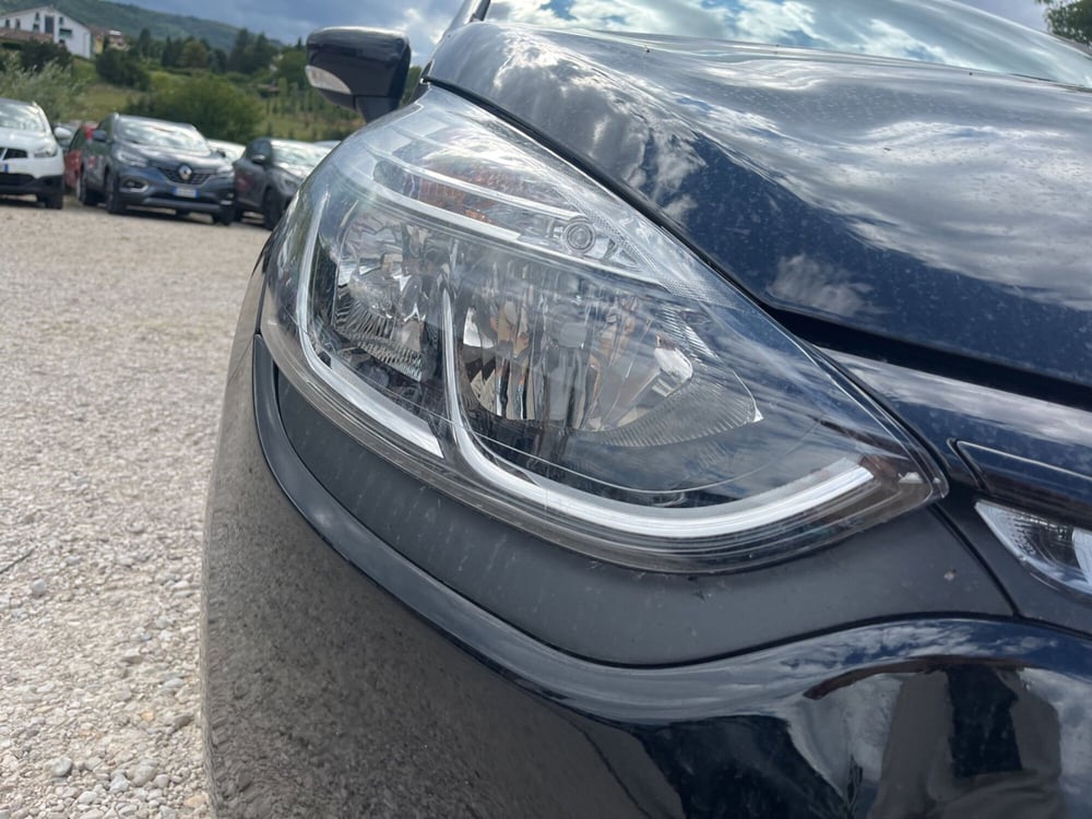 Renault Clio usata a L'Aquila (9)