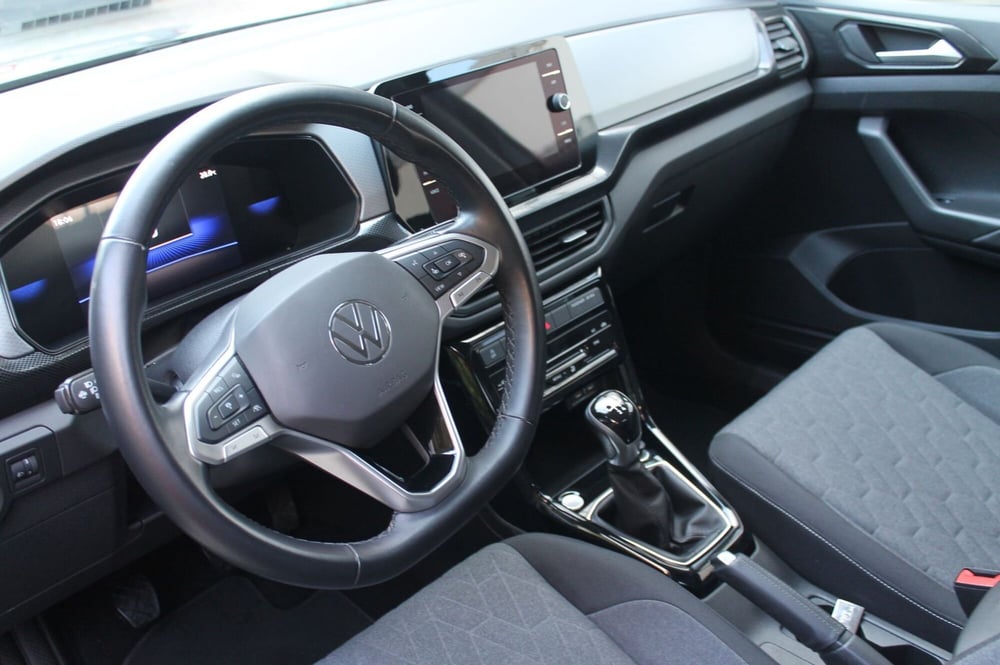 Volkswagen T-Cross usata a Cuneo (8)