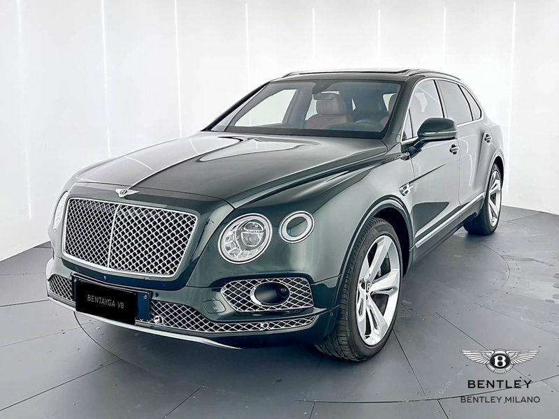 Bentley Bentayga usata a Milano (3)