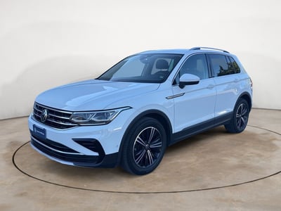 Volkswagen Tiguan 1.5 TSI 150 CV DSG ACT Elegance del 2021 usata a Terni
