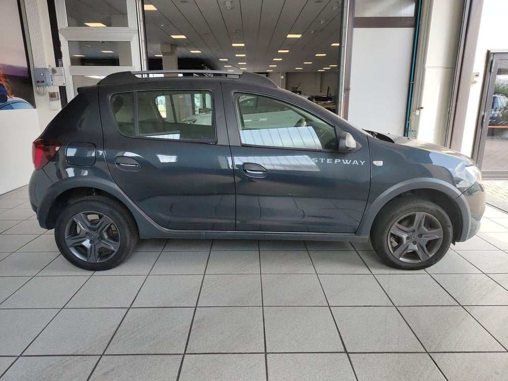 Dacia Sandero usata a Torino (4)
