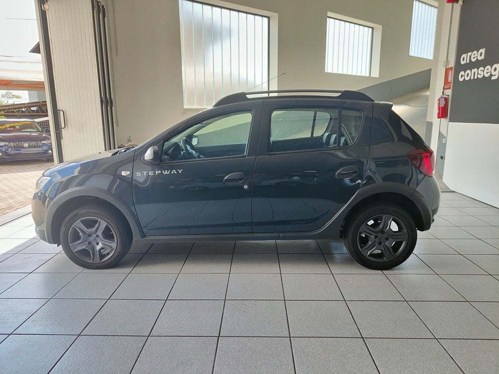 Dacia Sandero usata a Torino (8)