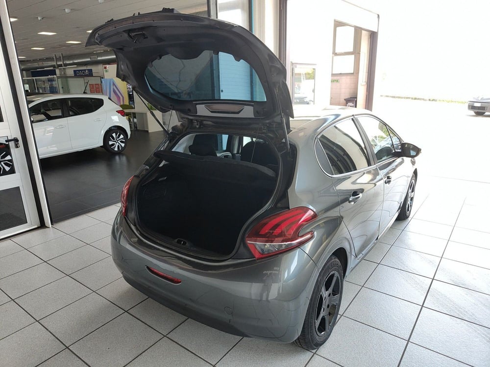 Peugeot 208 usata a Torino (10)