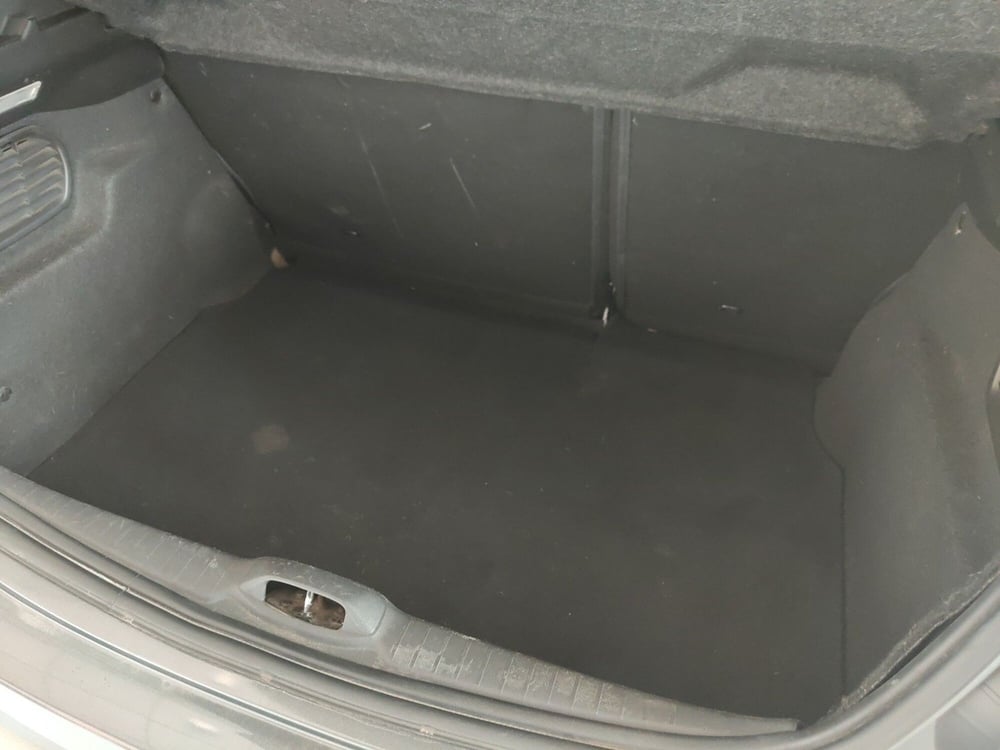 Peugeot 208 usata a Torino (11)
