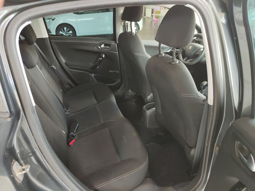 Peugeot 208 usata a Torino (18)