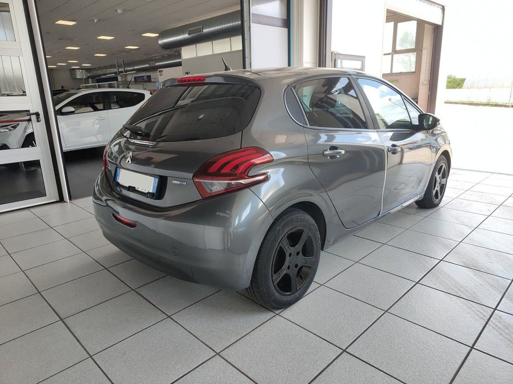 Peugeot 208 usata a Torino (5)