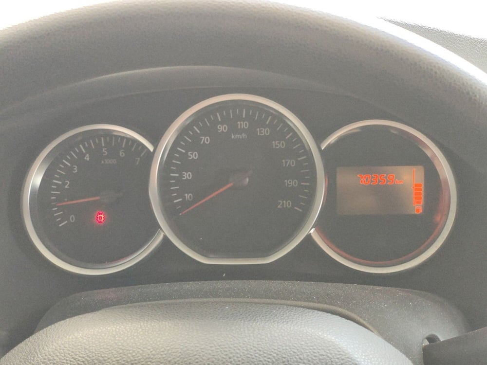 Dacia Logan usata a Torino (17)